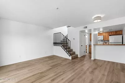 1620 N Wilmot Road #UNIT S333, Tucson, AZ 85712 - Photo 1