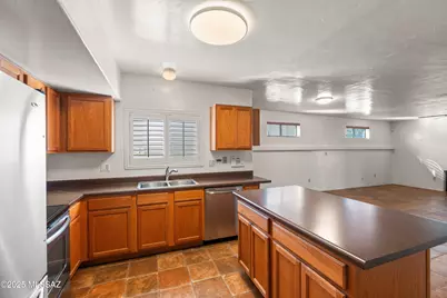 9147 N Ironwood Meadows Drive, Tucson, AZ 85742 - Photo 7