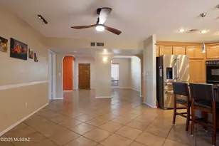 2731 N Dos Hombres Rd, Tucson, AZ 85715 - Photo 15