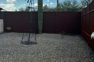 741 W Via De Suenos, Green Valley, AZ 85622 - Photo 25