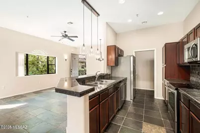 2010 E River Road #202, Tucson, AZ 85718 - Photo 7
