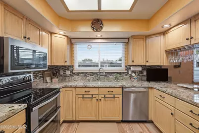 425 E Paseo Chuparosas, Green Valley, AZ 85614 - Photo 13