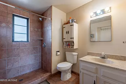 372 S Paseo Pena #A, Green Valley, AZ 85614 - Photo 21