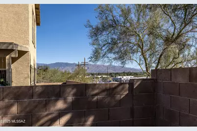 7658 E Desert Overlook Drive, Tucson, AZ 85710 - Photo 23
