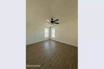 201 N Catalina Avenue, Mammoth, AZ 85618 - Photo 9