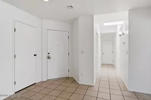 5565 N Sapphire Dr, Tucson, AZ 85750 - Photo 9