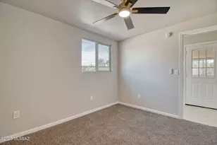 8349 E Balfour Pl, Tucson, AZ 85710 - Photo 15