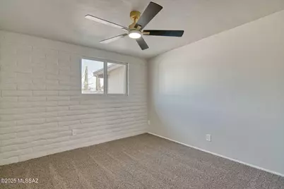 8349 E Balfour Place, Tucson, AZ 85710 - Photo 25