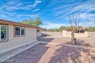 8349 E Balfour Pl, Tucson, AZ 85710 - Photo 47