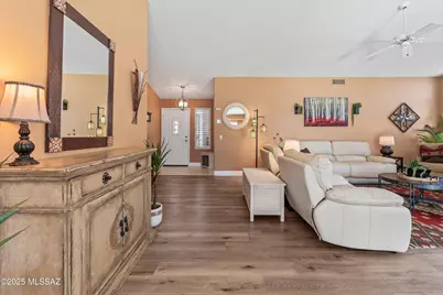 65621 E Desert Trail Drive, Tucson, AZ 85739 - Photo 19