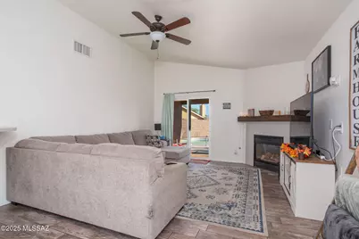 7045 E Fighting Falcon Place, Tucson, AZ 85730 - Photo 9