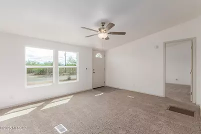 6930 W Kay Lynn Drive, Tucson, AZ 85735 - Photo 9