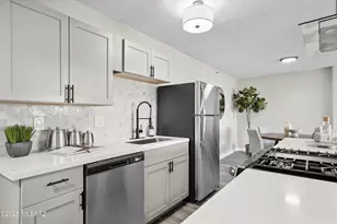 425 W Paseo Redondo Dr, Tucson, AZ 85701 - Photo 3