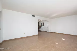 959 S Las Lomas Cir, Green Valley, AZ 85614 - Photo 15