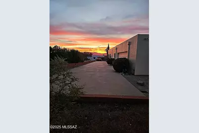 959 S Las Lomas Circle, Green Valley, AZ 85614 - Photo 37