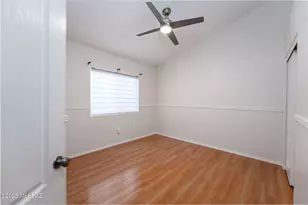 8869 N Willeta Dr, Tucson, AZ 85743 - Photo 21