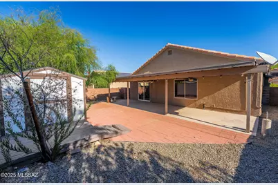 8869 N Willeta Drive, Tucson, AZ 85743 - Photo 23