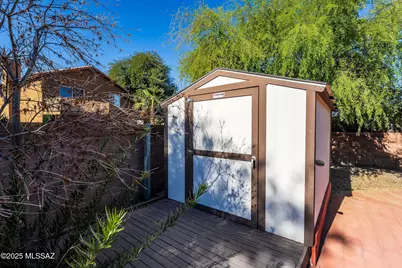 8869 N Willeta Drive, Tucson, AZ 85743 - Photo 25