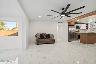 7901 E Winnepeg Drive, Tucson, AZ 85730 - Photo 7