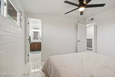 7901 E Winnepeg Drive, Tucson, AZ 85730 - Photo 13