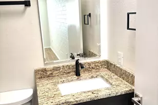 1358 S Desert Meadows Cir, Green Valley, AZ 85614 - Photo 9
