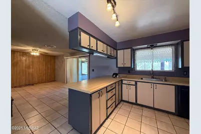 2856 W Trails End Road, Benson, AZ 85602 - Photo 9