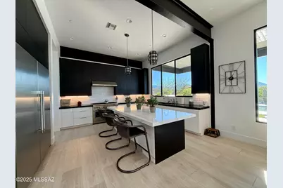 725 W Tortolita Mountain Ci, Tucson, AZ 85755 - Photo 3