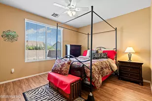 8116 W Blowing Tumbleweed Pl, Tucson, AZ 85743 - Photo 5