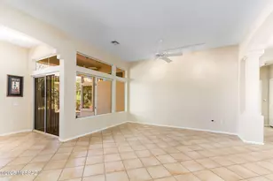 14686 N Lost Arrow Dr, Oro Valley, AZ 85755 - Photo 13