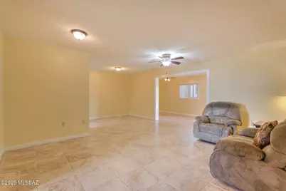 330 E Paseo Azul, Green Valley, AZ 85614 - Photo 3