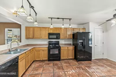 13705 E Oxmoor Valley Drive, Vail, AZ 85641 - Photo 15