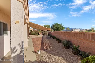 1750 W Circulo De La Pinata, Green Valley, AZ 85622 - Photo 27