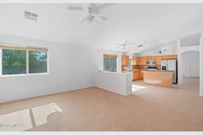 5852 W Mohave Bloom Drive, Tucson, AZ 85735 - Photo 7
