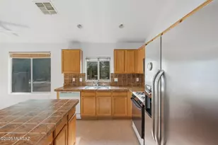 5852 W Mohave Bloom Dr, Tucson, AZ 85735 - Photo 5