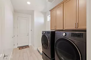 2673 E Homestead Ridge Ct, Sahuarita, AZ 85629 - Photo 33