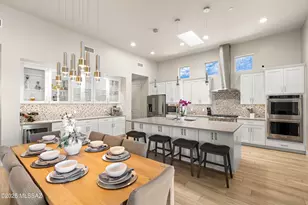 2673 E Homestead Ridge Ct, Sahuarita, AZ 85629 - Photo 9