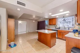 3264 S Eastview Ave, Tucson, AZ 85730 - Photo 9