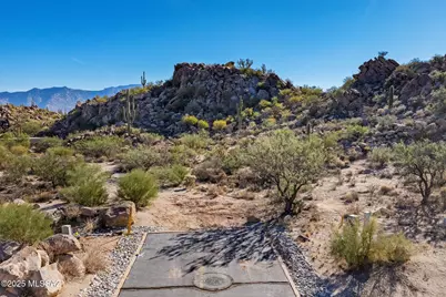 867 Granite Gorge Drive #327, Oro Valley, AZ 85755 - Photo 5