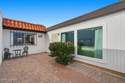 207 N Calle Del Diablo, Green Valley, AZ 85614 - Photo 5