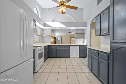 11815 N Cassiopeia Drive, Tucson, AZ 85737 - Photo 15