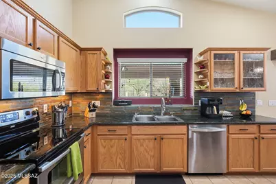 1082 W Placita Vargas, Green Valley, AZ 85614 - Photo 9