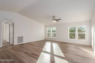 12712 S Red Horizon Trail, Vail, AZ 85641 - Photo 9