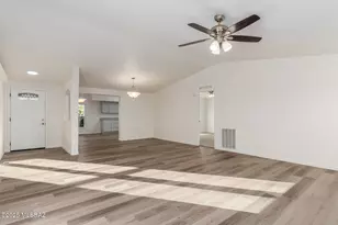 12712 S Red Horizon Trail, Vail, AZ 85641 - Photo 9