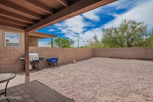 8569 W Amazilia Pl, Tucson, AZ 85757 - Photo 13