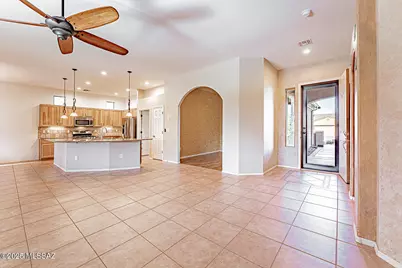 917 W Bosch Drive, Green Valley, AZ 85614 - Photo 7