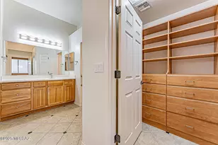 917 W Bosch Dr, Green Valley, AZ 85614 - Photo 27