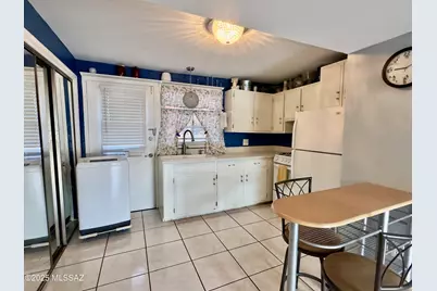 248 S Paseo Aguila #UNIT C, Green Valley, AZ 85614 - Photo 11