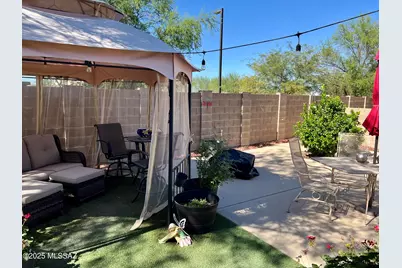 9458 E Bench Mark Loop, Tucson, AZ 85747 - Photo 17