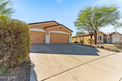 8389 W Calle Sancho Panza, Tucson, AZ 85757 - Photo 3