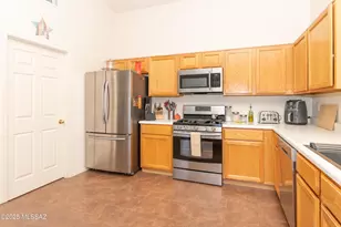 865 S Smokey Mountains Rd, Tucson, AZ 85748 - Photo 13